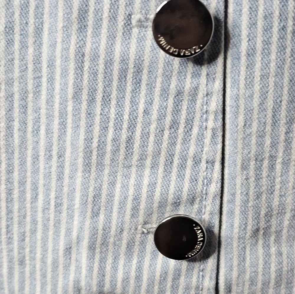 Zara: Blue & White Stripe Mini Denim Jean Skirt | NWOT! 💛
